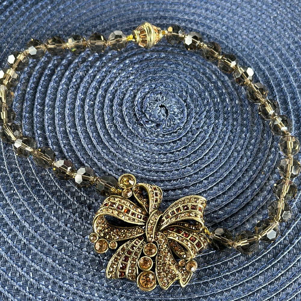 HEIDI DAUS "Ravishing Ribbon” necklace
